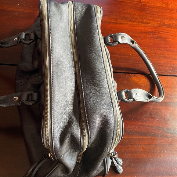 Gun metal satchel purse. - Picture 5 of 5